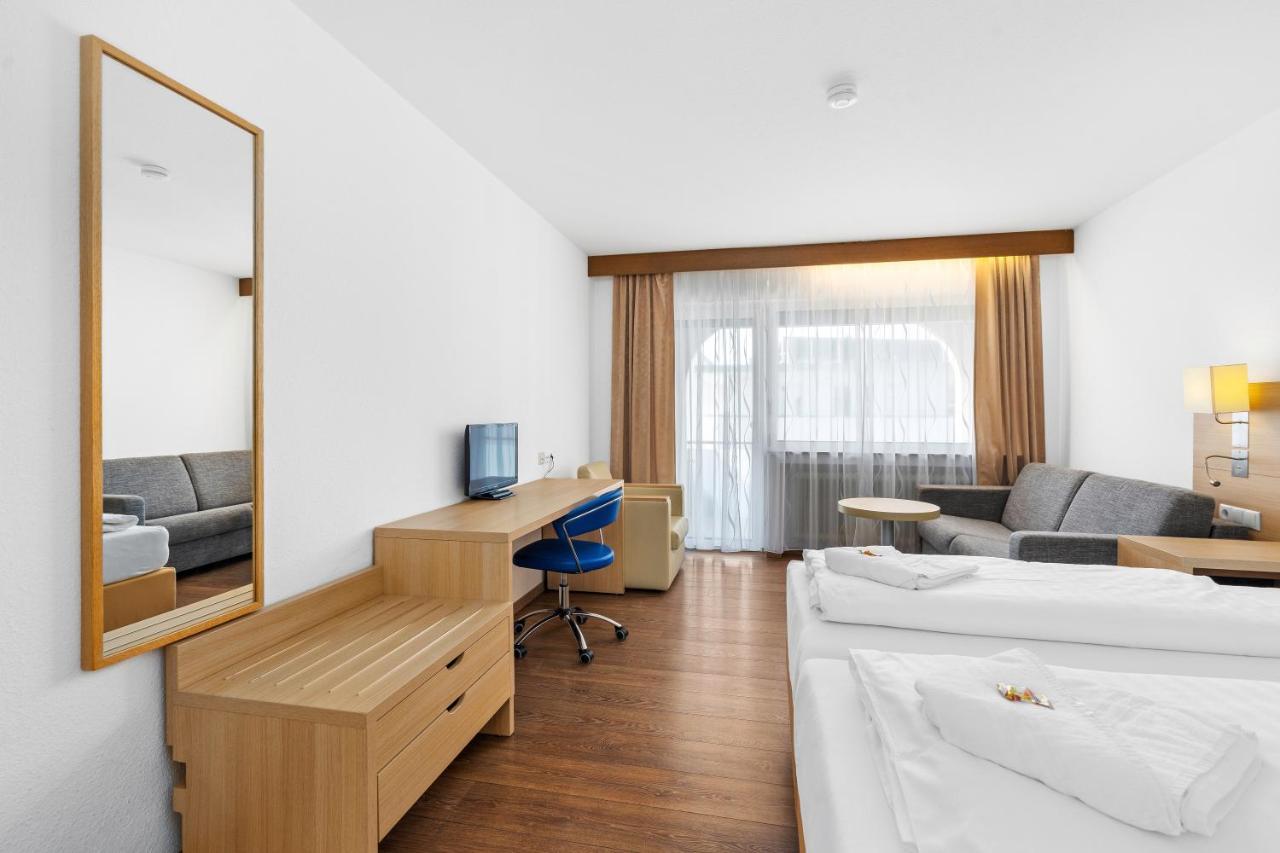 Hotel Adler Фридрихсхафен Экстерьер фото